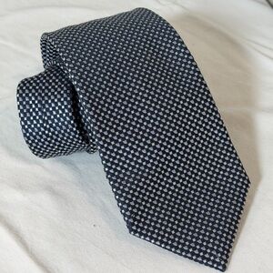 Unreal Boss Navy and Gray Patterned Birdseye Pastel Professional Tie Hugo Boss